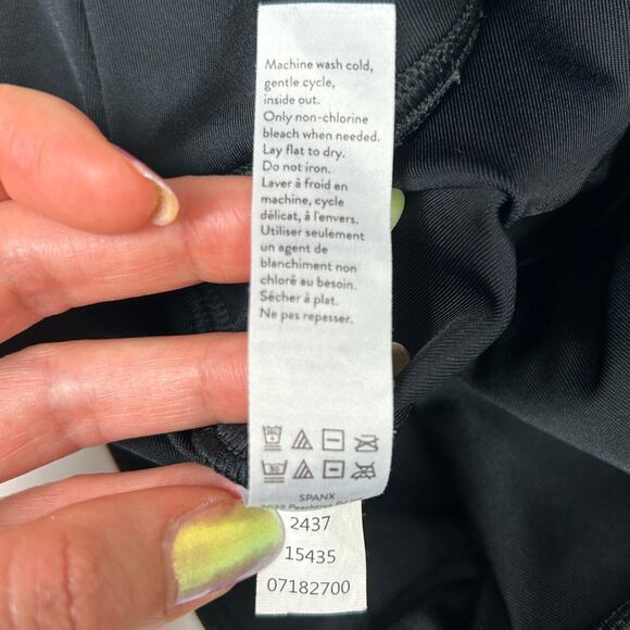 Spanx Shape Liquid Faux Leather Leggings Black Compression Shaping Women's L EUC - Picture 12 of 12